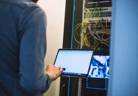 A W4M disponibiliza serviços especializados de consultoria técnica em IT, ajudando as empresas a modernizar, otimizar e proteger as suas infraestruturas tecnológicas.