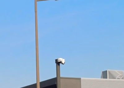 Câmara CCTV com video analytics da W4M a contar pessoas, viaturas e bicicletas